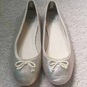 Sparkling tan gap kids ballet flats